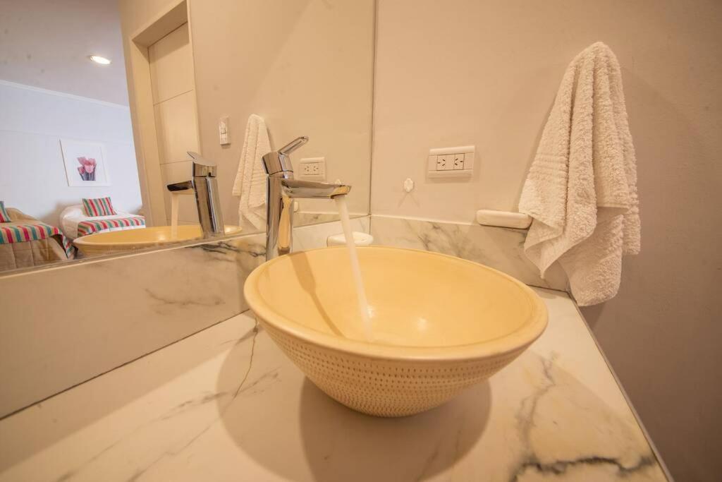 Augusta 8 Appartement Salta Buitenkant foto